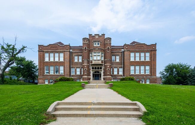 Vinton School Apartments