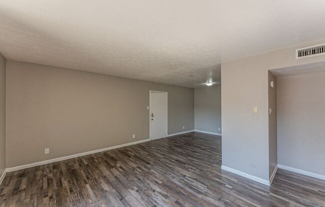 1 bed, 1 bath, 658 sqft, $1,195, Unit 239