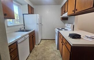 1 bed, 1 bath, $1,100, Unit #2