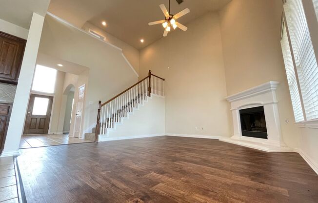 4 beds, 3.5 baths, $2,750