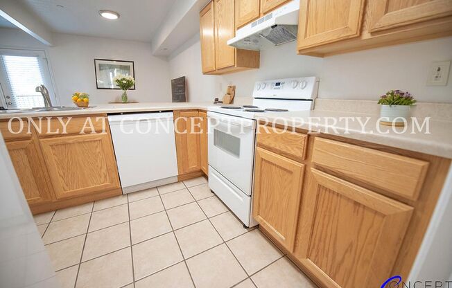 2 beds, 2 baths, 962 sqft, $1,350, Unit C-12