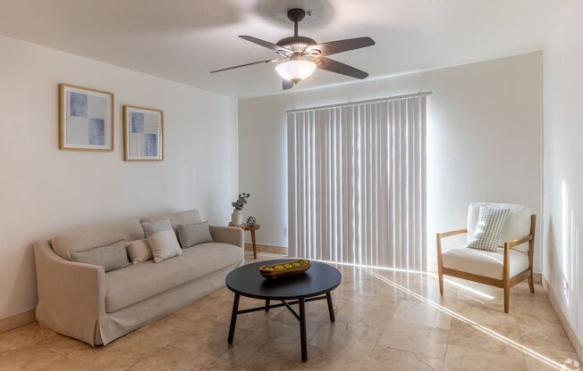 1 bed, 1 bath, 590 sqft, $999, Unit 1031