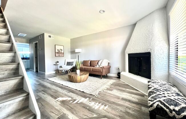 FURNISHED Scottsdale 2/bed/2bath Townhome Pool-Side
