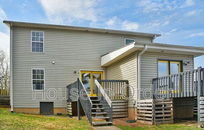 580 FAIRVIEW RD