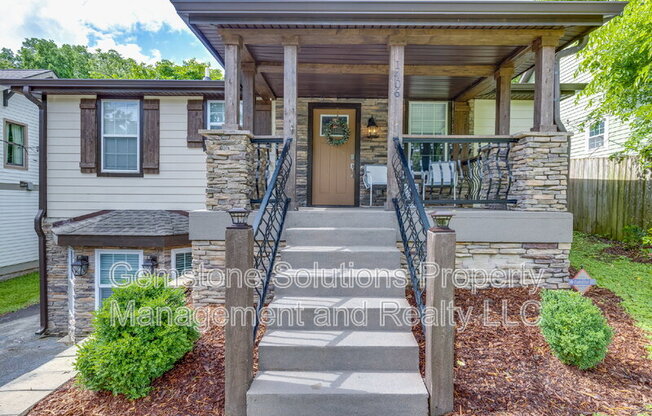 1406 LILLIAN ST