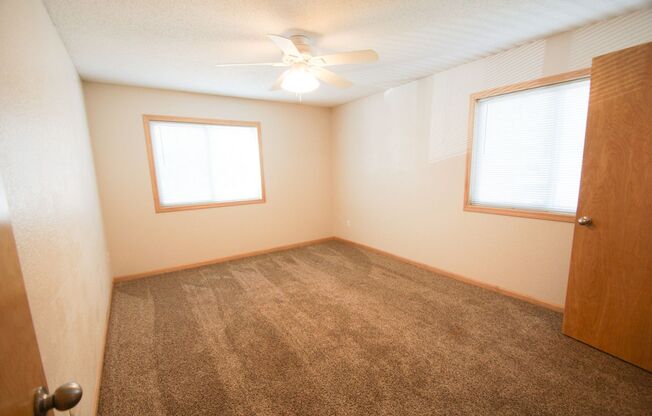 2 beds, 2 baths, 1,050 sqft, $1,724, Unit 205