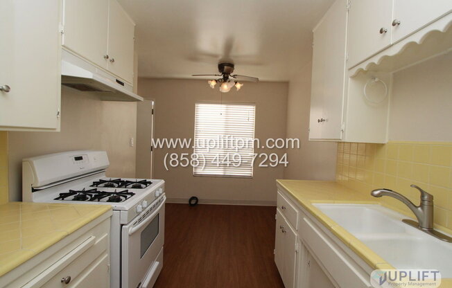 1 bed, 1 bath, 609 sqft, $1,995, Unit B