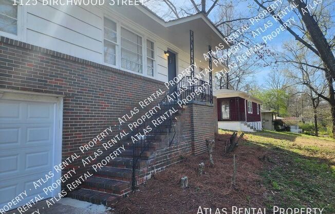 1125 BIRCHWOOD ST