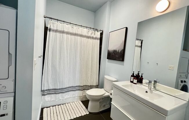 1 bed, 1 bath, 792 sqft, $1,485, Unit 409