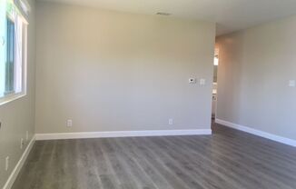 2 beds, 1 bath, 950 sqft, $2,595, Unit 707-B