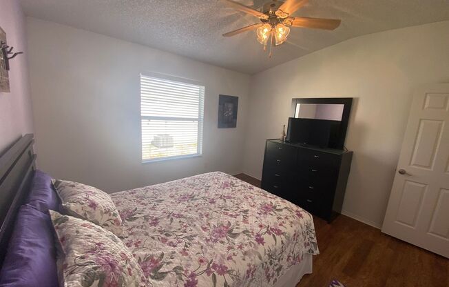 2 beds, 2 baths, $3,000