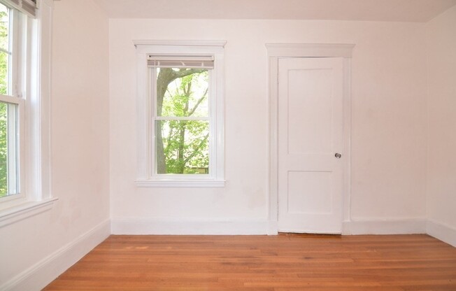 2 beds, 1 bath, 1,150 sqft, $2,400, Unit 0