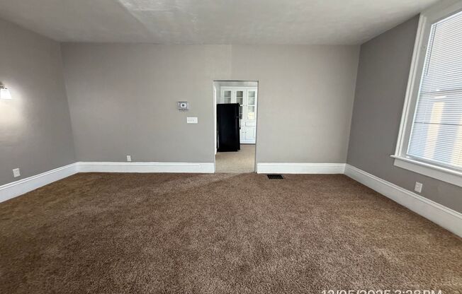 512 E Masterson Avenue