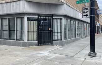 5520 W North