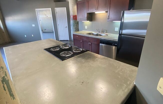 2 beds, 1 bath, 950 sqft, $898, Unit 311