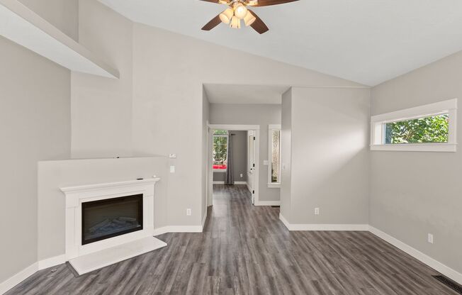 Beautifully Remodeled 3 Bedroom in Gresham, OR
