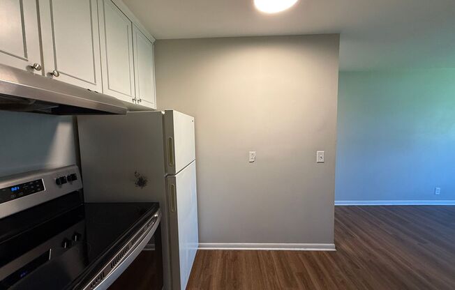 1 bed, 1 bath, 640 sqft, $1,095, Unit A2