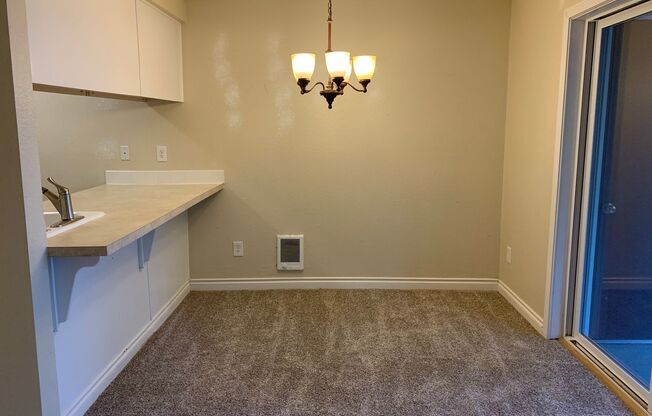 2 beds, 1 bath, $1,645