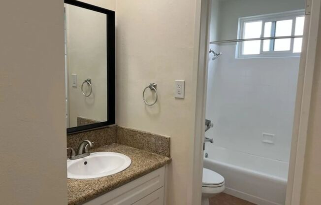 165-WNC Casa Grande Ave, LLC