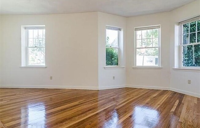 153 Chiswick Rd Apt 3