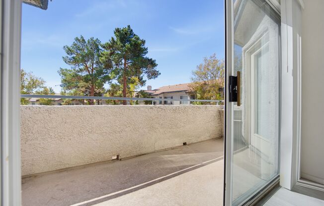 1 bed, 1 bath, $1,200, Unit # 204