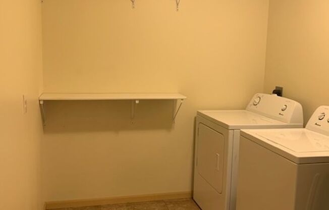 2 beds, 2 baths, 1,200 sqft, $1,495, Unit 3717-205