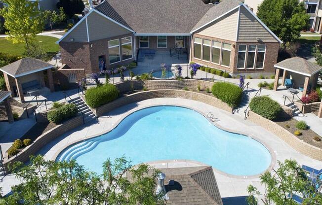 The Crossings at Chapel Hill Outdoor Pool and Hot Tub