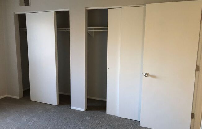 2 beds, 2 baths, 1,042 sqft, $1,249, Unit 5716D