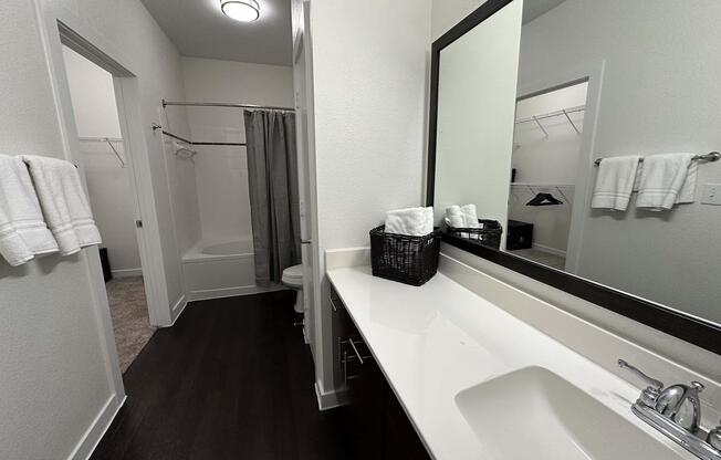 2 beds, 2 baths, 1,080 sqft, $1,930