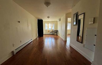 1 bed, 1 bath, $2,000