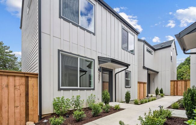 Modern South Portland Living | Beautifully Designed Home in a Prime Location - Available Now!