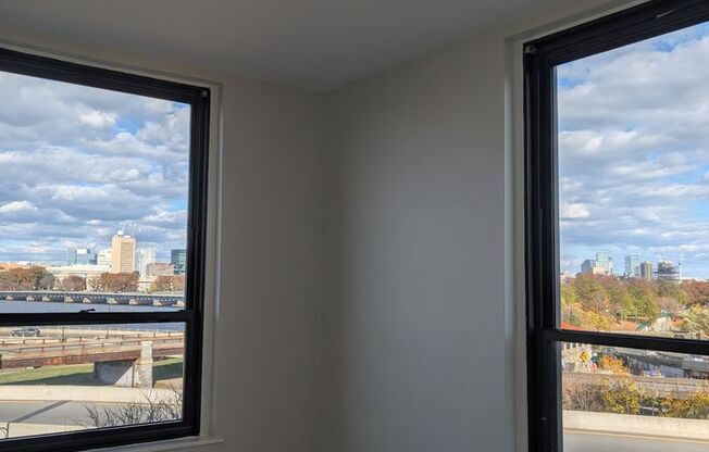 2 beds, 2 baths, $3,780, Unit 4A