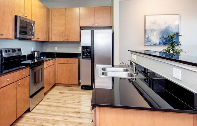 4 Bedroom Condo In the UT Campus Area
