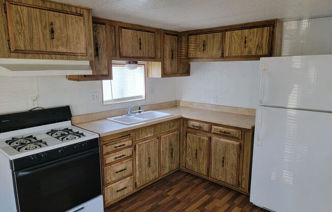 2 Bedroom Mobile with Large Lot