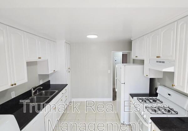 433 W GARFIELD AVE