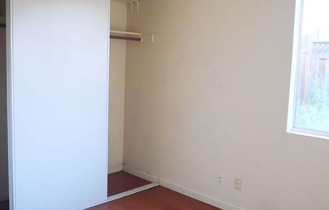 3 beds, 1 bath, $2,650