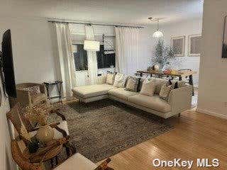 2 beds, 2 baths, 1,050 sqft, $3,000, Unit 1G