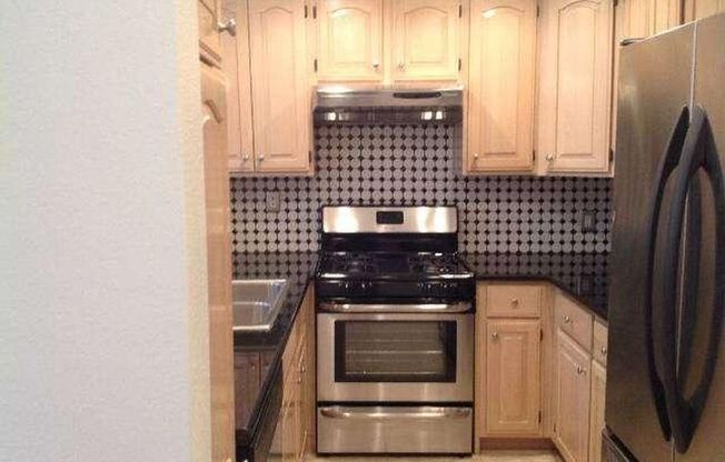Large Updated Two-Story Townhouse For Rent