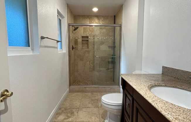 3 beds, 2 baths, $4,595