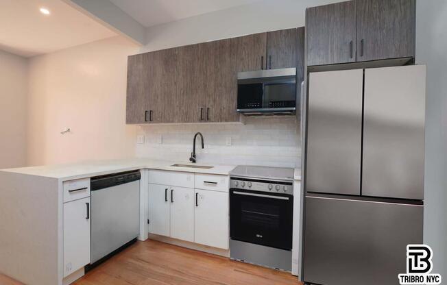 850 FLUSHING AVE