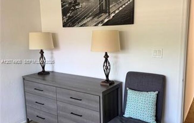 935 Polk St # 935, FL 33019