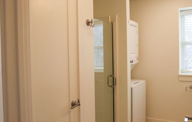 1 bed, 1 bath, 572 sqft, $980, Unit 911-402
