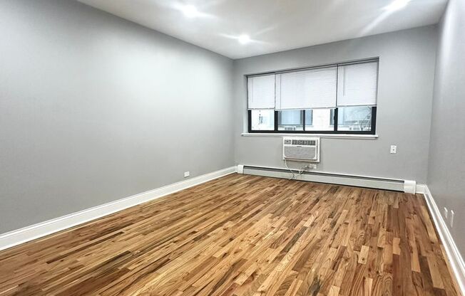 6954 Sheridan