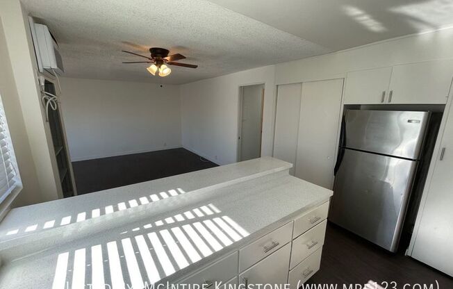 2 beds, 1 bath, 1,218 sqft, $2,395