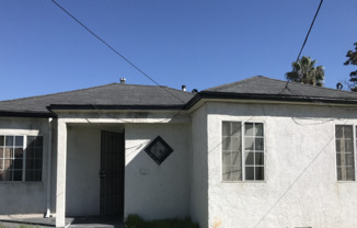 1423 W 106 ST