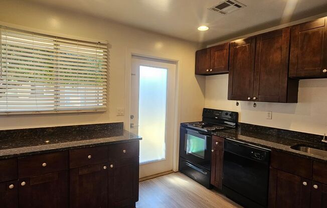 2 beds, 2 baths, 850 sqft, $1,495, Unit 02