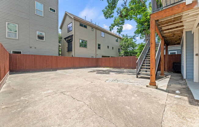 1 bed, 1 bath, 585 sqft, $1,300, Unit 1
