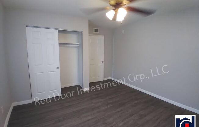 2 beds, 1.5 baths, $1,450, Unit (320)3