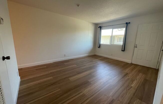 2 beds, 1 bath, 700 sqft, $1,950, Unit rh6123Montecito16