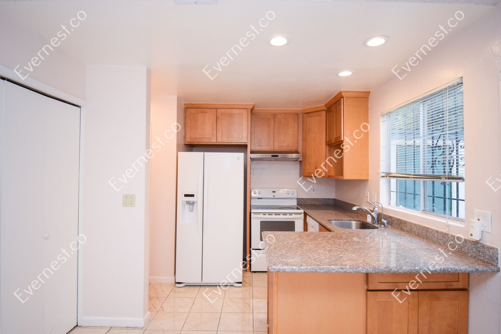 2 Bed & 1.5 Bath Townhouse in San Jose, CA / Pet-Friendly / Available Now!